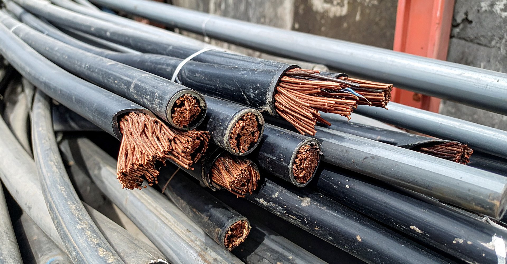 Hurdalarınızı Değere Dönüştürüyoruz!